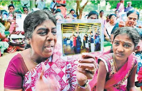 பிரதமர் நரேந்திர மோடி கொழும்பு பயணத்தின் எதிரொலி: ஓராண்டுக்கு முன்பு கைது செய்யப்பட்ட மனித உரிமை பெண் ஆர்வலரை விடுதலை செய்ய இலங்கை அரசு முடிவு
