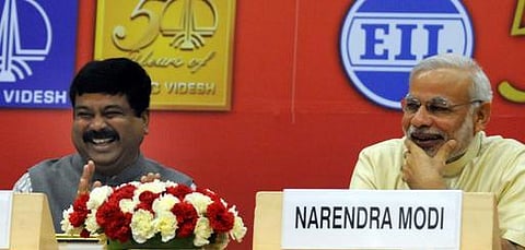2022-க்குள் எண்ணெய் இறக்குமதியை 10% குறைக்க திட்டம்: காஸ் மானியத்தை விட்டுக் கொடுங்கள் - செல்வந்தர்களுக்கு பிரதமர் நரேந்திர மோடி வேண்டுகோள்