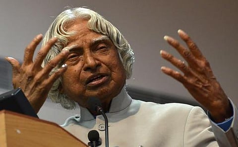 புத்தகக் குறிப்புகள்: கலாம் முப்பாட்டனாருக்கு கோயிலில் கிடைத்த முதல் மரியாதை!