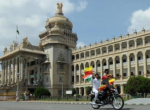 கர்நாடக எம்எல்ஏ-க்களுக்கு 100% ஊதிய உயர்வு: இந்தியாவிலேயே மிக அதிகம்