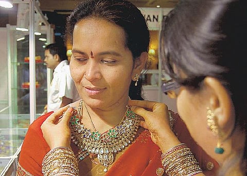 பாரம்பரியம் பேசும் நகைகள்
