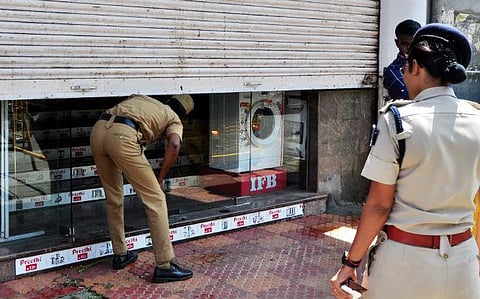 20 தமிழர்கள் படுகொலையை கண்டித்து பந்த்: புதுச்சேரியில் இயல்பு வாழ்க்கை பாதிப்பு