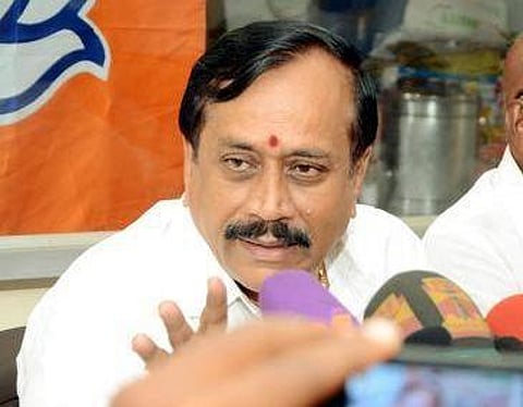 பால் கொள்முதலை குறைத்தது அரசின் மனிதாபிமானமற்ற செயல்: எச்.ராஜா குற்றச்சாட்டு