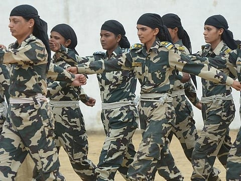 மத்திய பாதுகாப்புப் படைகளில் 11,000 பெண்களுக்கு வாய்ப்பு