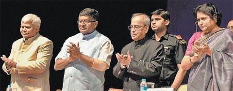 தாஜ்மஹால், புத்த கயா உட்பட நாடு முழுவதும் சுற்றுலா தலங்களில் விரைவில் வை-பை வசதி: மத்திய அமைச்சர் தகவல்