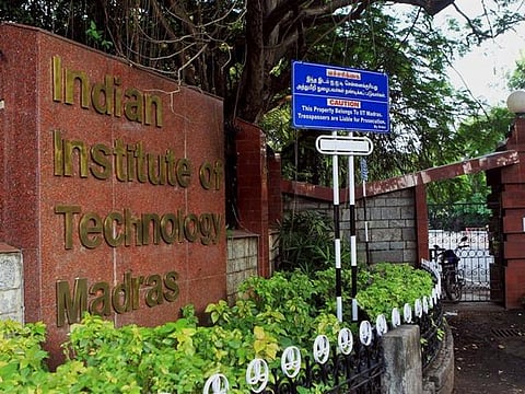 மாணவர் அமைப்பு தடை விவகாரம்: சென்னை ஐஐடிக்கு தாழ்த்தப்பட்டோர் ஆணையம் நோட்டீஸ்