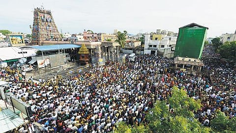 திருவல்லிக்கேணி பார்த்தசாரதி கோயில் கும்பாபிஷேகம்: மாட வீதிகளில் பக்தர்கள் குவிந்தனர்