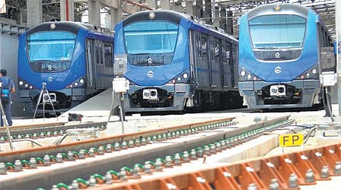 கோயம்பேடு - ஆலந்தூர் இடையே மெட்ரோ ரயில் மணிக்கு 40 கிலோ மீட்டர் வேகத்தில் இயக்கப்படும்: 9.5 கி.மீ. தூரத்தை 17 நிமிடங்களில் சென்றடையும்