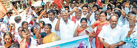 கவுரவக் கொலைகளை தடுக்க தனிச் சட்டம்: ஆர்.நல்லகண்ணு வலியுறுத்தல்