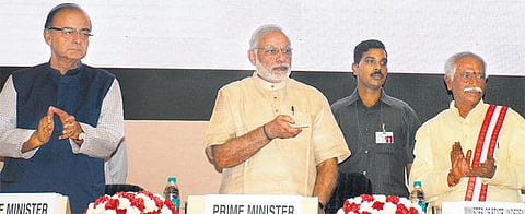 தொழிற்சங்கங்களின் இசைவுடன் தொழிலாளர் சட்டங்களில் திருத்தம்: பிரதமர் நரேந்திர மோடி தகவல்