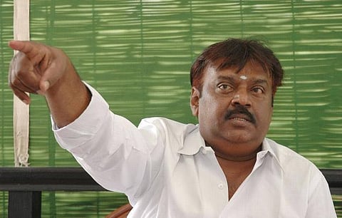 நீர்நிலைகளை தூர்வார நடவடிக்கை: விஜயகாந்த் வலியுறுத்தல்
