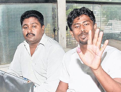 திருச்சியிலிருந்து விமானம் மூலம் மலேசியா தப்ப முயன்ற விடுதலைப் புலிகள் இயக்கத்தைச் சேர்ந்தவர் கைது: உதவிய வழக்கறிஞர், டிராவல் ஏஜென்ட்டும் சிக்கினர்
