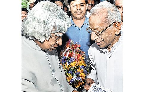 எனது மாணவர் கலாம்: கல்லூரி பேராசிரியர் பெருமிதம்