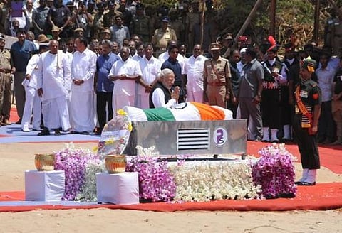 ராமேசுவரத்தில் முழு அரசு மரியாதையுடன் அப்துல் கலாம் உடல் நல்லடக்கம்