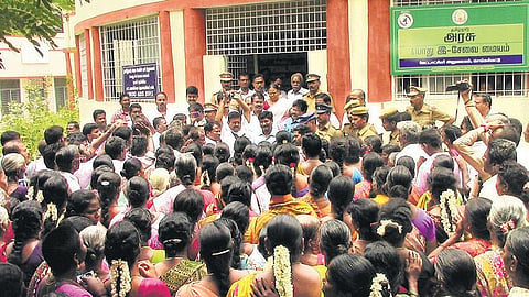 வேங்கடமங்கலத்தில் மக்கள் அவதி: குப்பைக் கிடங்கை ஆய்வு செய்ய நடவடிக்கை