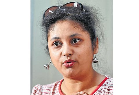 எனது கணவருக்கு அழகான பெண்கள் மீது மட்டும்தான் கவலை: ஆம் ஆத்மி எம்எல்ஏ மீது மனைவி குற்றச்சாட்டு