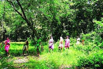 இந்தியச் சமூகத்தில் பழங்குடிகள் புறக்கணிப்பு