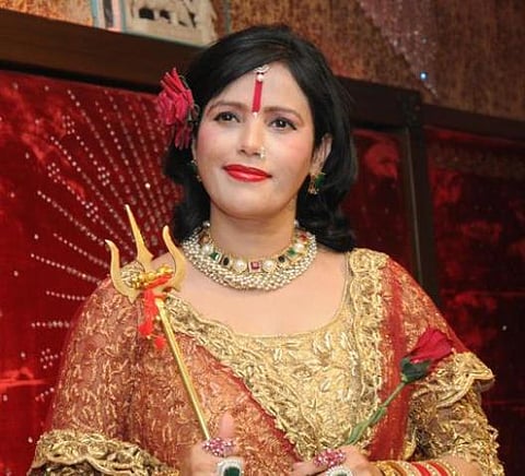 பெண் சாமியார் மீது வரதட்சணை புகார்