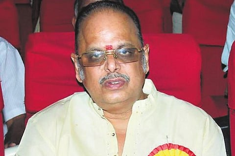 சிலை திருட்டு வழக்கில் கைதான இயக்குநர் வி.சேகருக்கு 3 நாட்கள் போலீஸ் காவல்: ரகசிய இடத்தில் விசாரணை