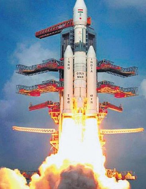 வெற்றி பெற வேண்டிய கட்டாயத்தில் இஸ்ரோ ராக்கெட்