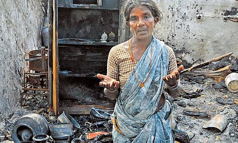 தேர் சாம்பல் எழுப்பும் கேள்வி