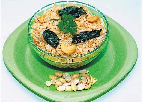 விடுமுறை விருந்து: நட்ஸ் ரைஸ்