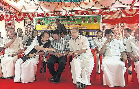 திருப்பதி என்கவுன்ட்டர் விவகாரம்: சிபிஐ விசாரணை கோரி மக்கள் நலன் கூட்டணி உண்ணாவிரதம்