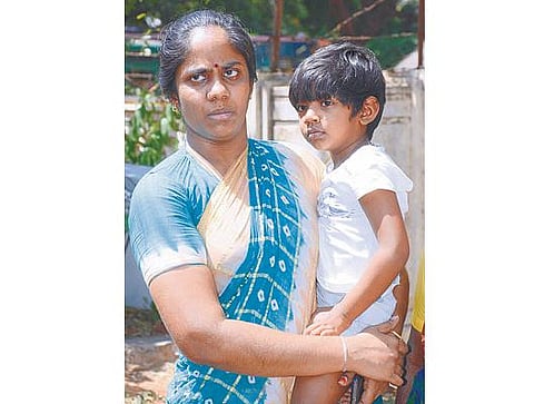 ஆட்கொணர்வு மனு தள்ளுபடி