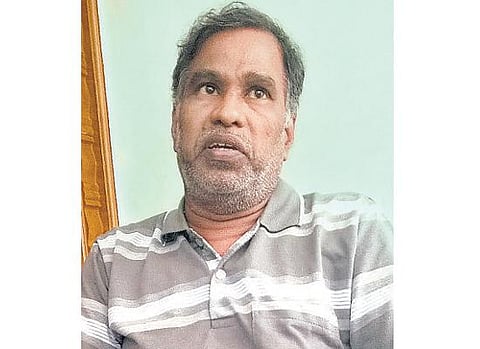 வழக்கை திசை திருப்புவதை கைவிட்டு எஸ்.பி.யை சஸ்பெண்ட் செய்ய வேண்டும்: டிஎஸ்பி விஷ்ணுபிரியாவின் தந்தை ரவி வலியுறுத்தல்