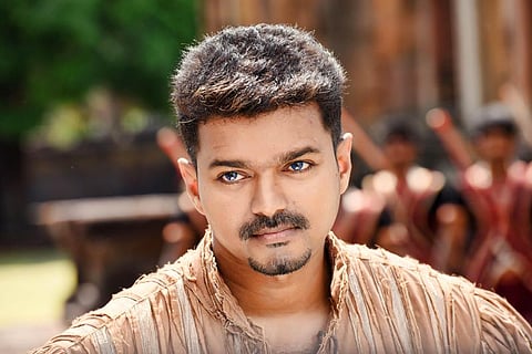 புலி படத்துக்கு தடை கோரி வழக்கு