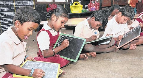 9-ம் வகுப்பு வரை விடைத்தாள் மதிப்பிட உதவும் வலைதளங்கள்
