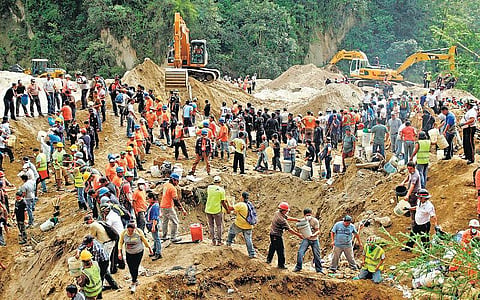 கவுதமாலா நிலச்சரிவு: பலி எண்ணிக்கை 131 ஆக உயர்வு
