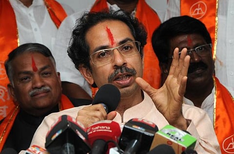 தசரா ஊர்வலம் நடத்த சிவசேனாவுக்கு உயர் நீதிமன்றம் அனுமதி
