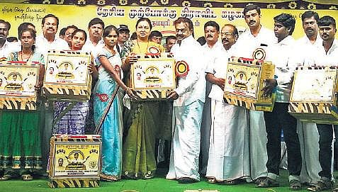 தமிழகத்தில் ஆட்சி மாற்றம் வரும்: தருமபுரியில் விஜயகாந்த் பேச்சு