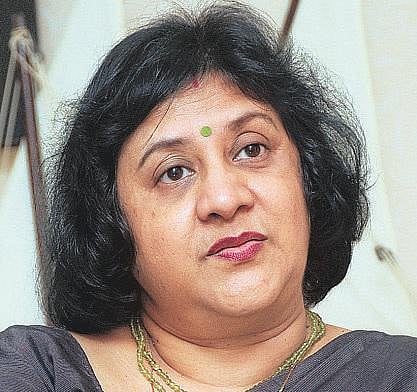 சக்தி வாய்ந்த பெண்கள் பட்டியல்: அருந்ததி பட்டாச்சார்யா மீண்டும் முதலிடம்