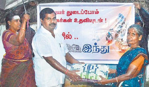 களத்தில் தி இந்து: உதவும் கரங்கள் ஒன்றுசேர்கின்றன!