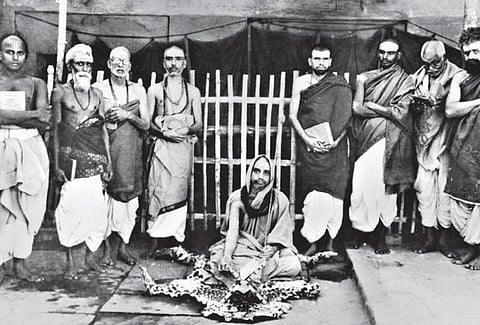 தெய்வத்தின் குரல்: கடிகை: ஏழாயிரம் மாணவர்கள்