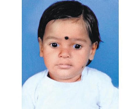 தெலங்கானாவில் ஆழ்துளை கிணற்றில் தவறி விழுந்த 3 வயது குழந்தை சடலமாக மீட்பு
