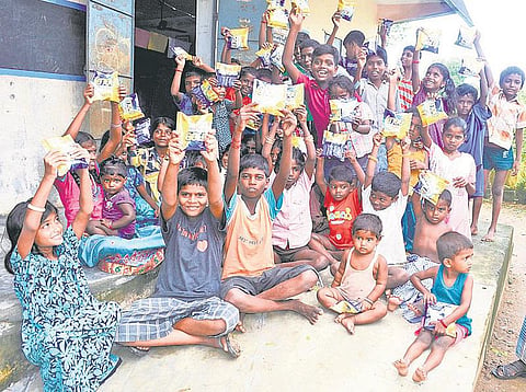 களத்தில் ‘தி இந்து’: நீங்கதாங்க முதல்ல உதவியிருக்கீங்க