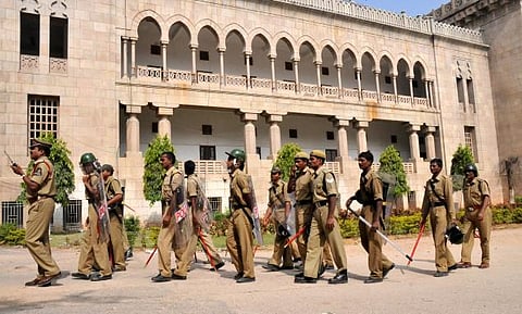 உஸ்மானியா பல்கலைக்கழகத்தில் மாட்டிறைச்சி விழா நடத்தக் கூடாது: ஹைதராபாத் உயர் நீதிமன்றம் தடை