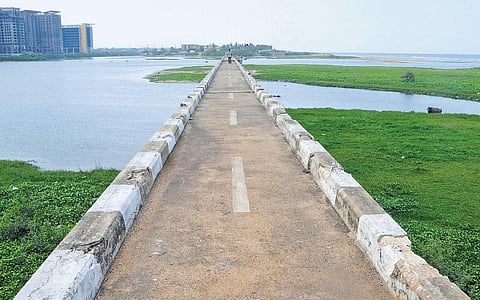 திரையில் தோன்றிய சென்னை கட்டிடங்கள்