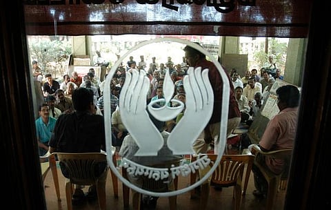 வேலை வேண்டுமா? - எல்.ஐ.சி.யில் உதவி நிர்வாக அதிகாரி காலியிடங்கள்