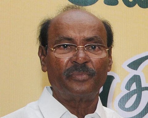 பெட்ரோல், டீசல் மீதான கூடுதல் வரியை உடனடியாக திரும்பப் பெறுக: ராமதாஸ்