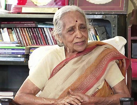 தமிழகத்தில் 2015-ம் ஆண்டில் 56 ஆயிரம் பேர் புற்றுநோயால் பாதிப்பு: அடையாறு புற்றுநோய் மருத்துவமனை தலைவர் சாந்தா தகவல்