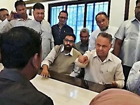 முருத் கடலில் மூழ்கி மாணவர்கள் பலியான விவகாரம்: பெற்றோர்களை உதாசீனப்படுத்திய கல்லூரி நிர்வாகிகள்