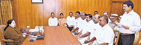 கும்பகோணம் மகாமக திருவிழா: அமைச்சர்கள், அதிகாரிகளுடன் முதல்வர் ஜெயலலிதா ஆலோசனை