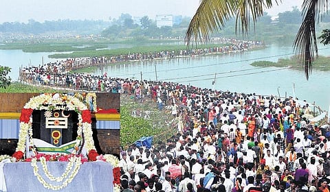 காசியை மிஞ்சும் புண்ணியம்