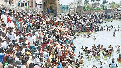 கும்பகோணத்தில் தீர்த்த தேவதைகள்: மகாமகம் பிப். 22