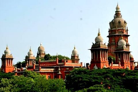 தமிழகம் முழுவதும் 22 லட்சம் வழக்குகள் தேக்கம்: குவியும் வழக்குகளால் விழிபிதுங்கும் நீதித்துறை - நீதிபதிகள் பணியிடங்களை நிரப்ப கோரிக்கை