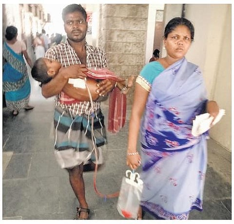 அரசு ராஜாஜி மருத்துவமனையில் ஊழியர் பற்றாக்குறை: குழந்தைகளுக்கு ஸ்கேன் எடுக்க அலைக்கழிக்கப்படும் பெற்றோர்
